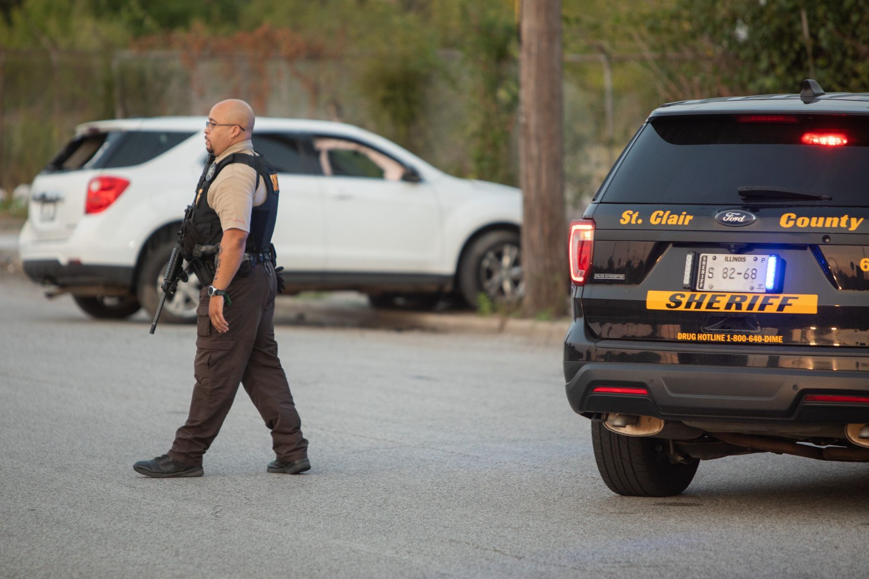 Manhunt after multiple victims shot in East St. Louis